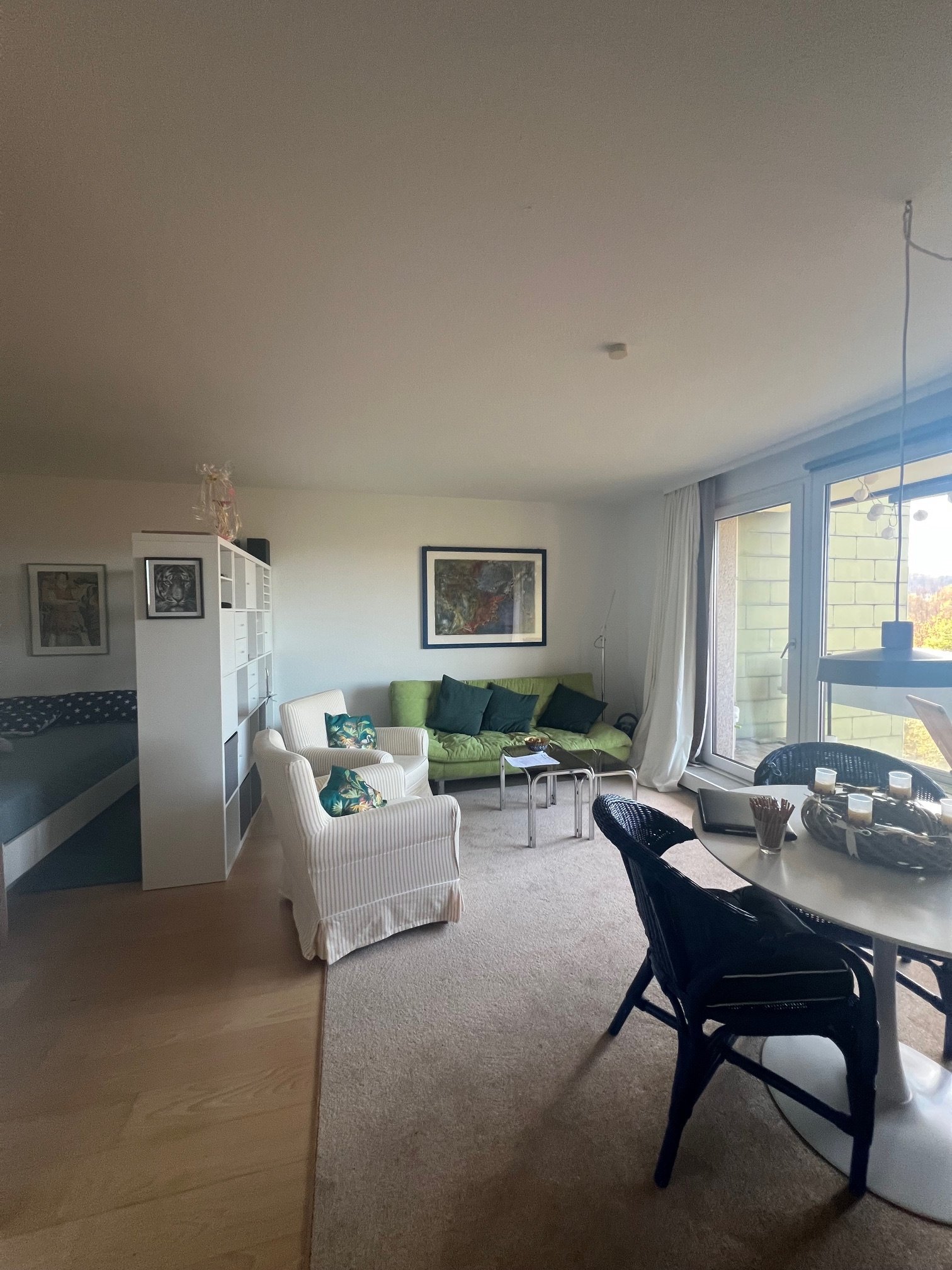 Neu renovierte möblierte 1,5 Zimmer Wohnung in Saarbrücker Innenstadt zu verkaufen Neu renovierte möblierte 1,5 Zimmer Wohnung in Saarbrücker Innenstadt zu verkaufen