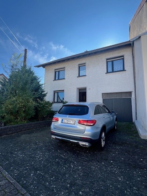 Großzügiges 1-2 Familienhaus in Wallerfangen-Ittersdorf zu verkaufen Großzügiges 1-2 Familienhaus in Wallerfangen-Ittersdorf zu verkaufen